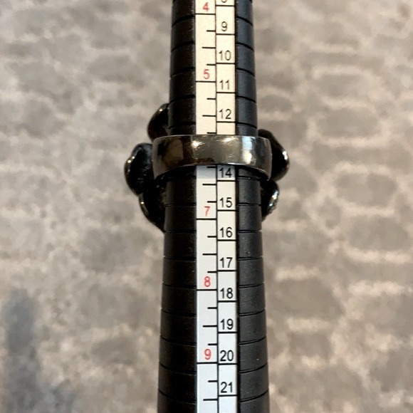 Crystal Rhodium Flower Ring - Picture 6 of 7